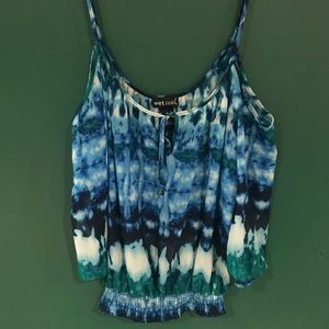 Off the shoulders tank